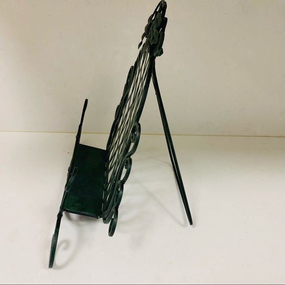 NWOT Cookbook/IPAD Stand Cast Iron Green - Picture 4 of 8